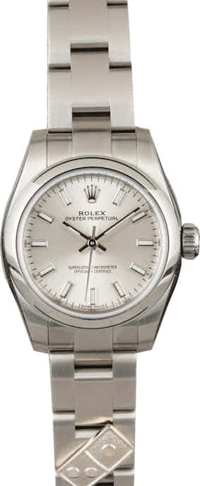 Unworn Rolex Lady Oyster Perpetual 176200 Silver Dial