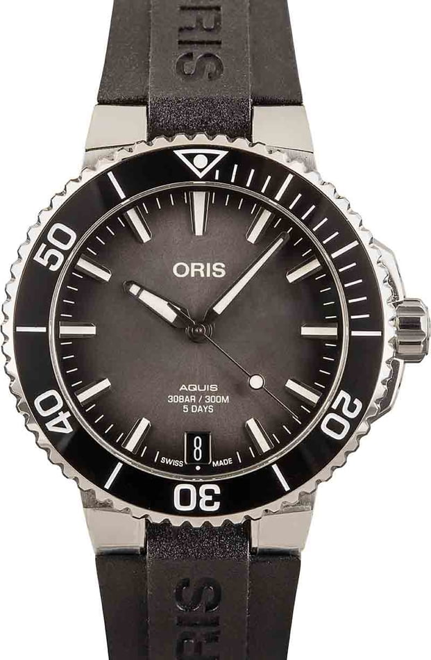 Buy Used Oris Aquis 01 400 7769 4154 07 4 22 74FC Bob s Watches